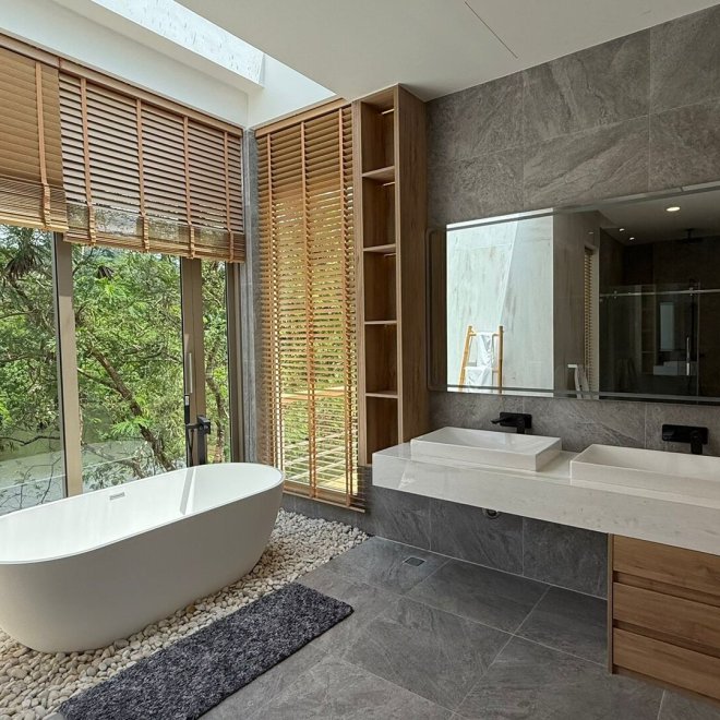 เลคฟร้อนท์วิลล่าบ้านมานิค-5 ห้องนอน (ID 155)