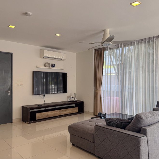 Townhouse for rent in Laguna Park II (ID 537)