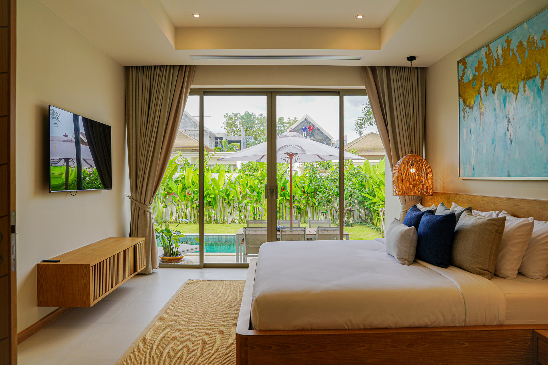 ตรีชาดาอาซัวร์ (ID 688)