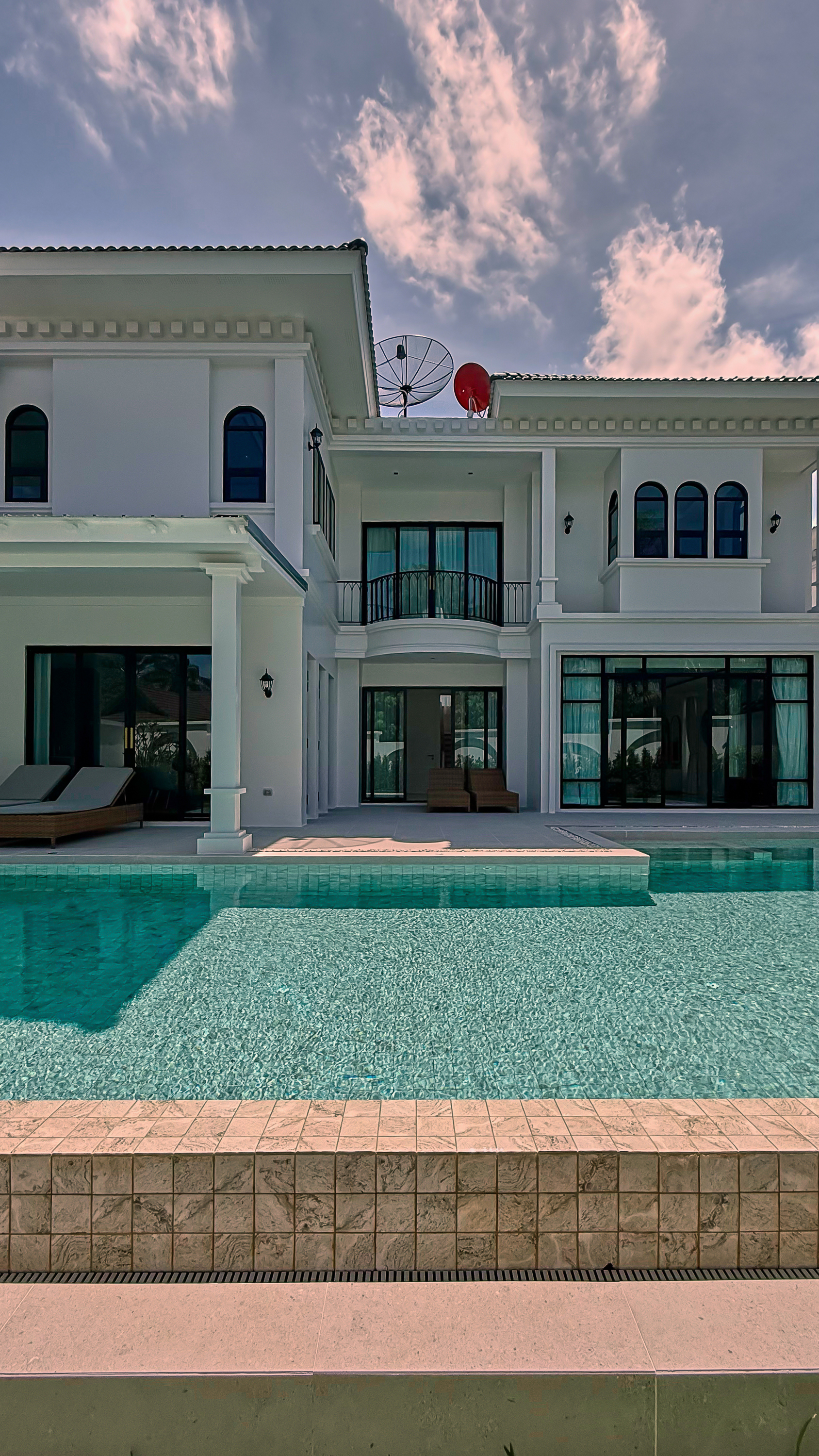 4卧室别墅第五元素出售 (ID 520)