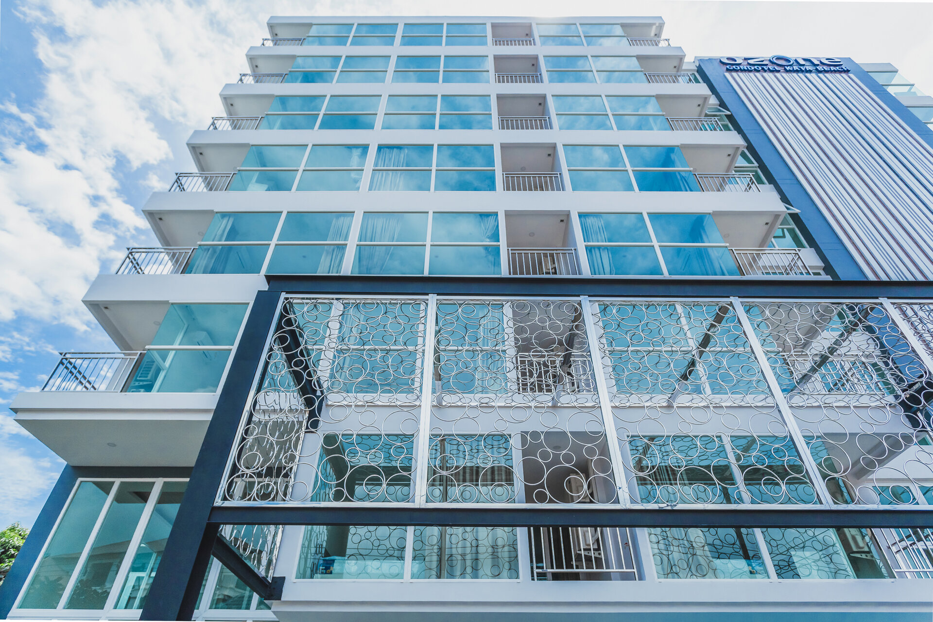 Аренда студии в Ozone Condominium, Ката (ID 238)