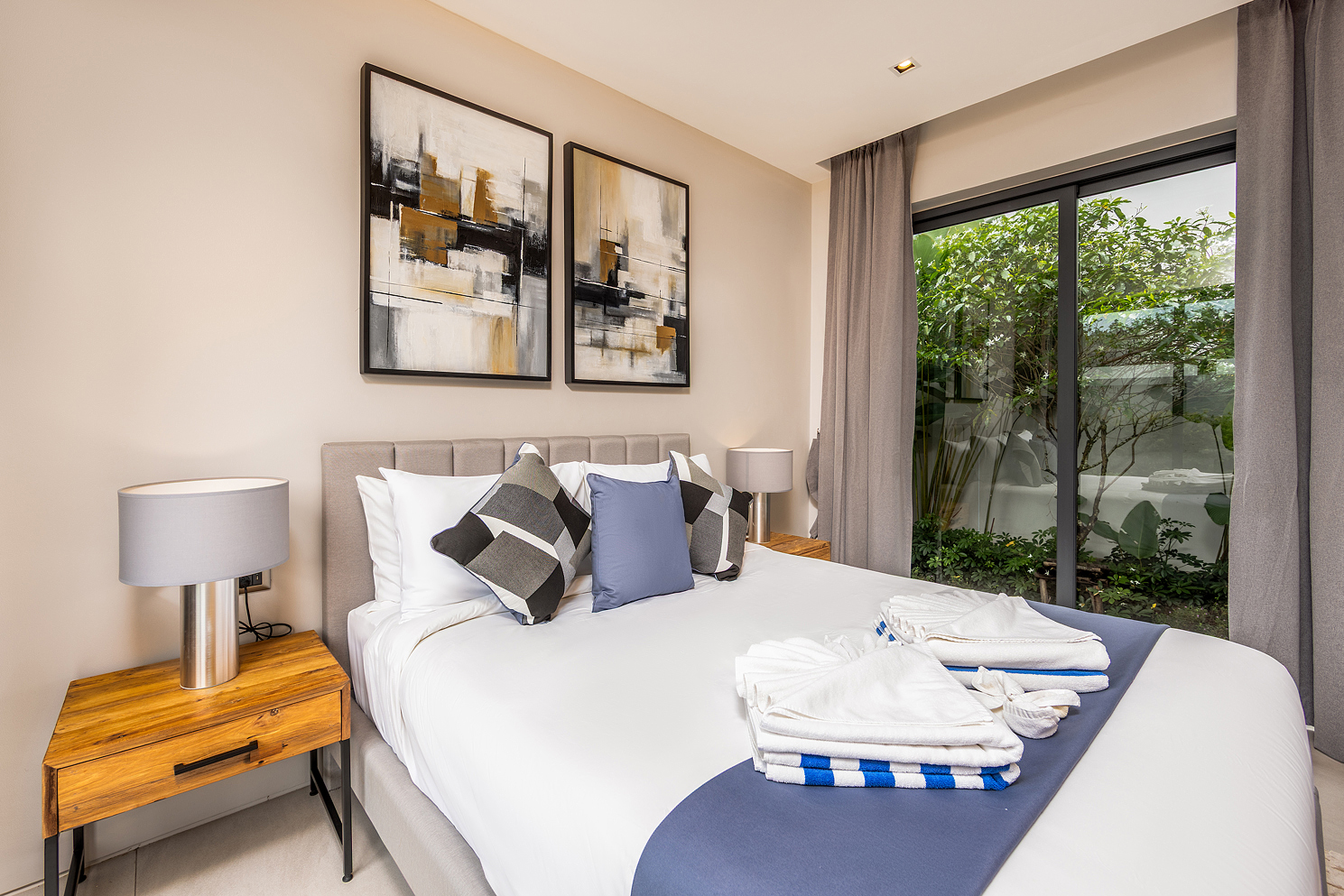 Magnum Villa в Botanica Modern Loft II (ID 703)