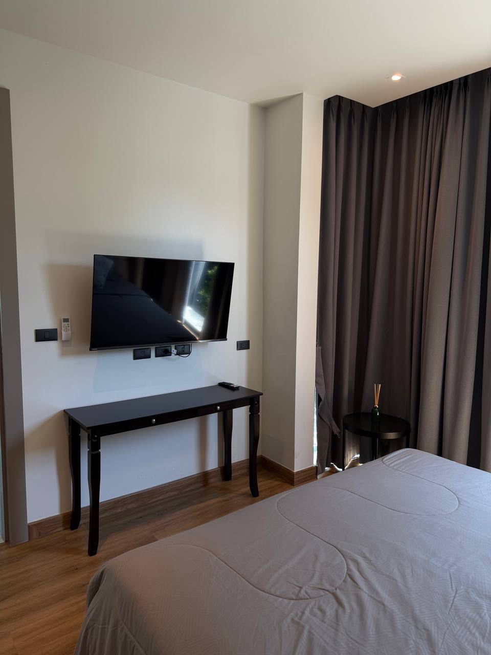 The 8 pool villa (ID 599)