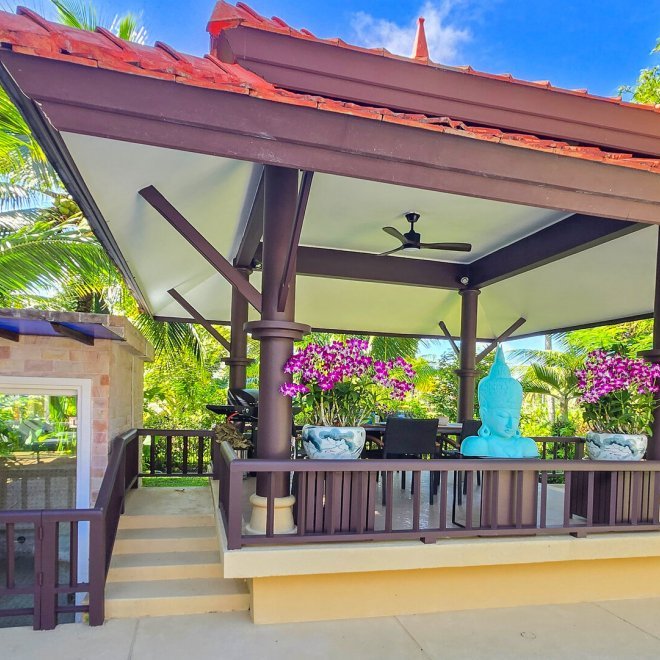 วิลล่าปรับปรุงใหม่ในลากูน่า (ID 623)