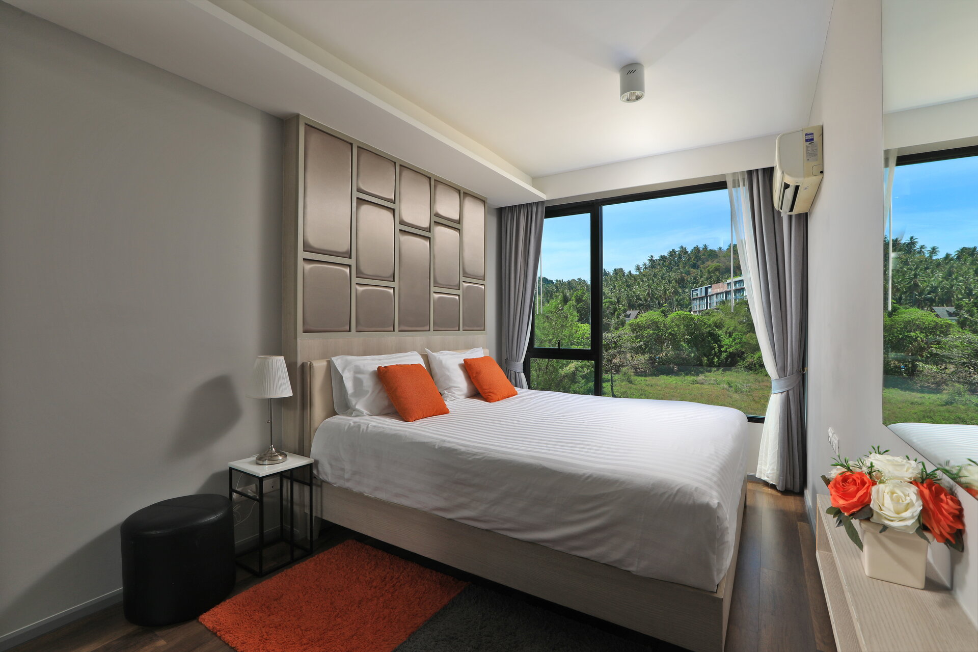 1 спальная квартира в 6th Avenue Condo (ID 62)