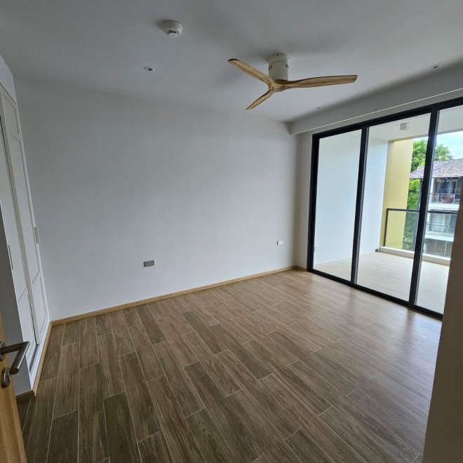 2 ห้องนอนสำหรับขายในลากูน่าบีชไซด์ (ID 384)