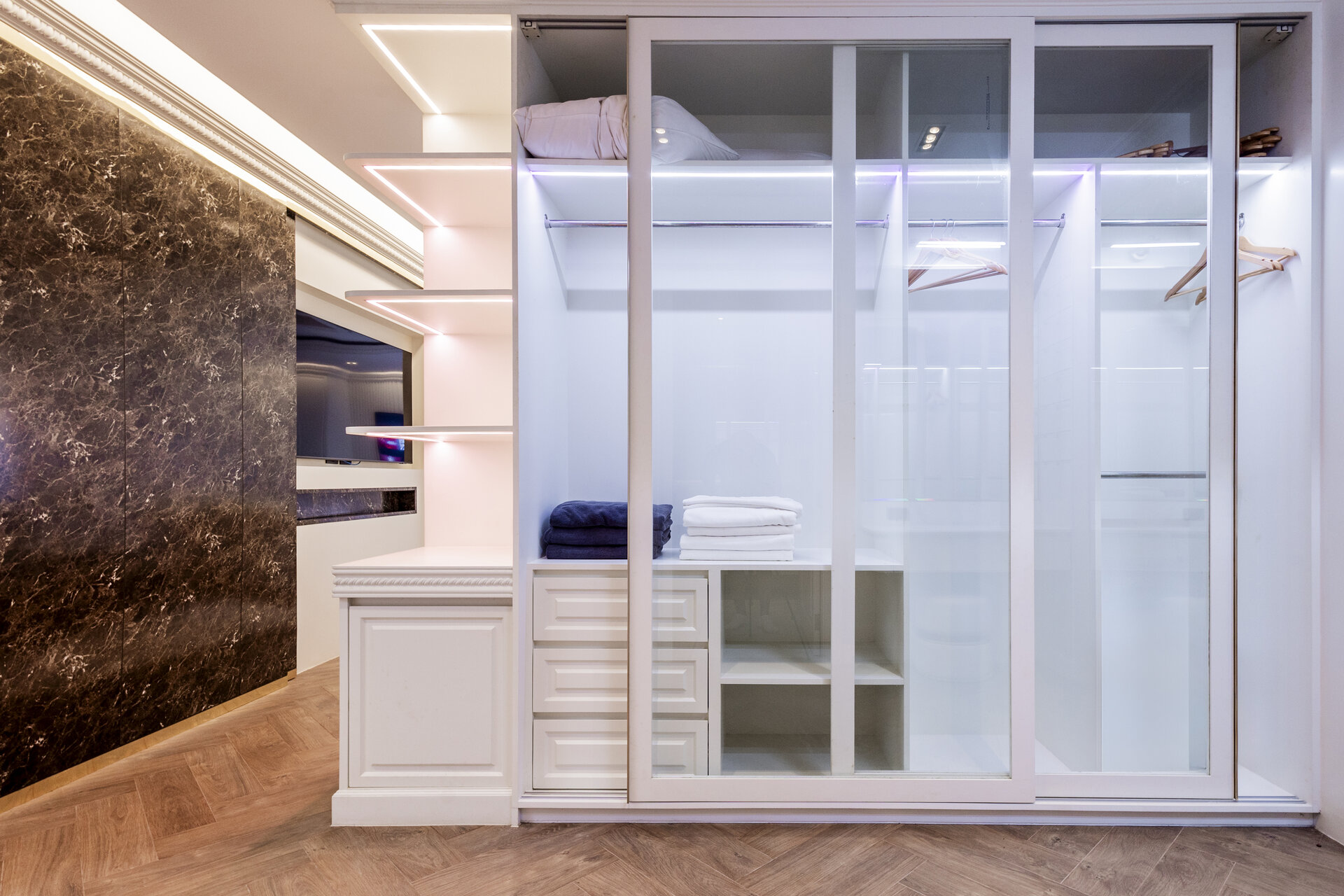 Gold Charoit (ID 554)