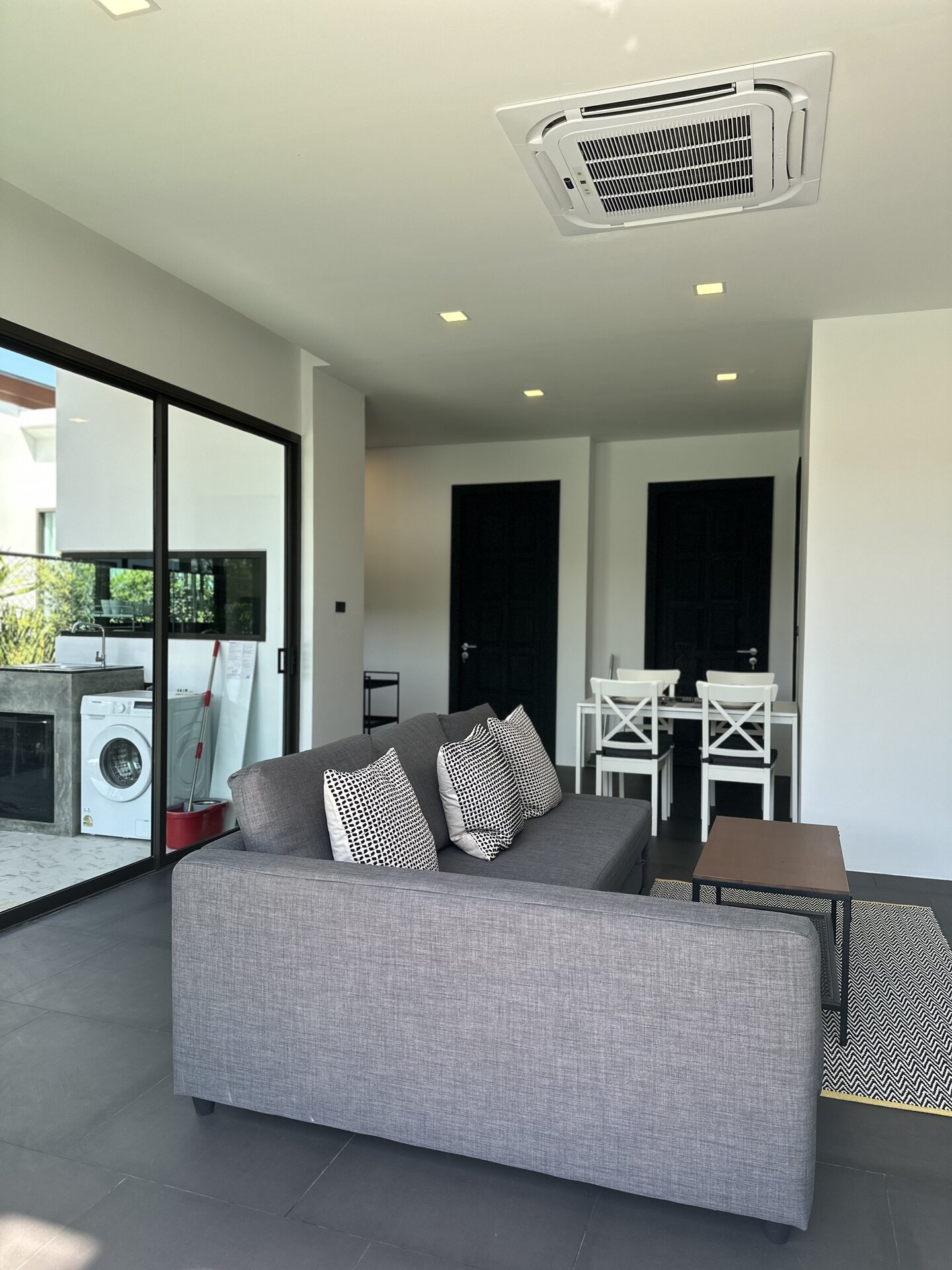 The 8 pool villa (ID 566)