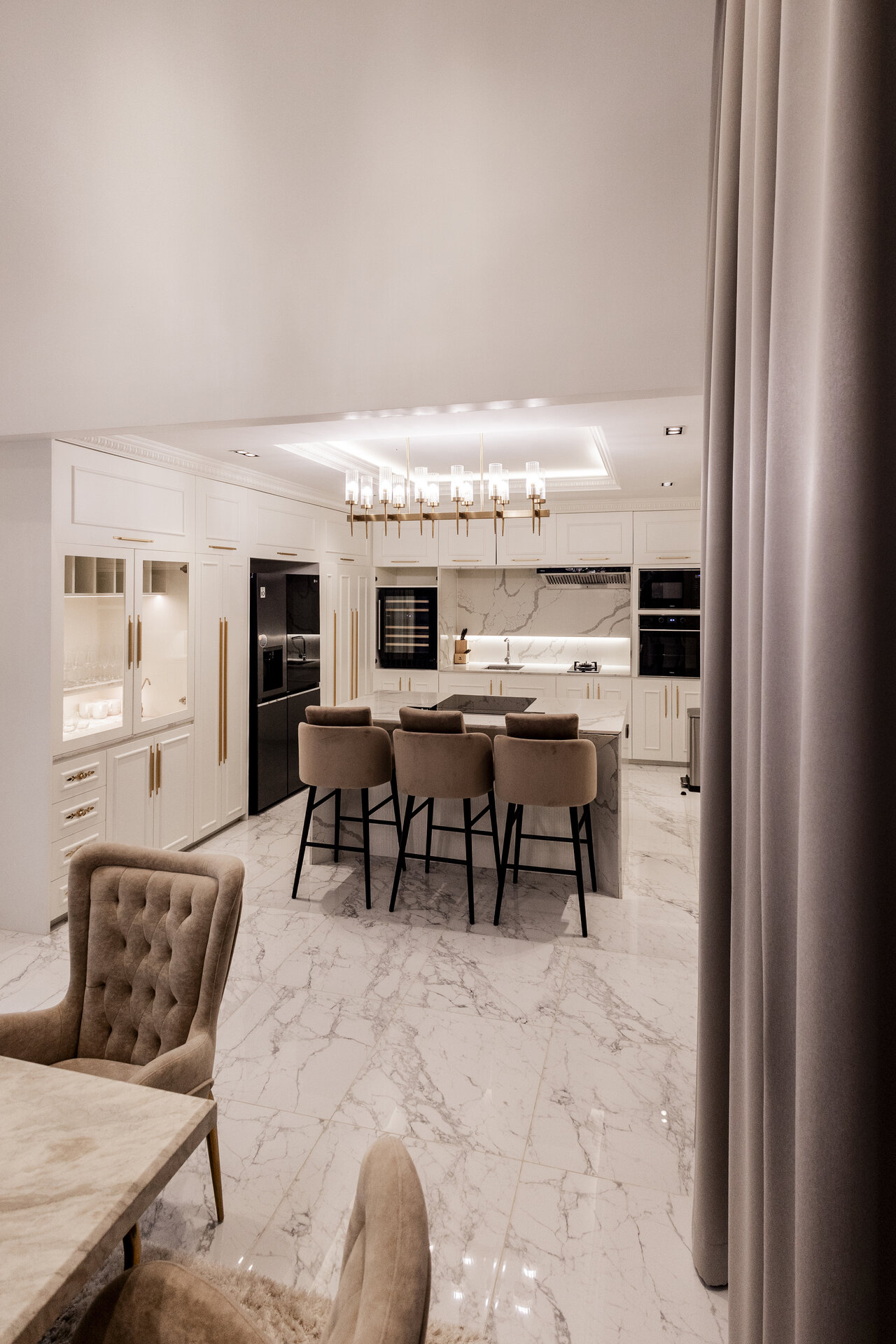 Gold Charoit (ID 554)