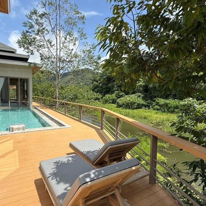 เลคฟร้อนท์วิลล่าบ้านมานิค-5 ห้องนอน (ID 155)