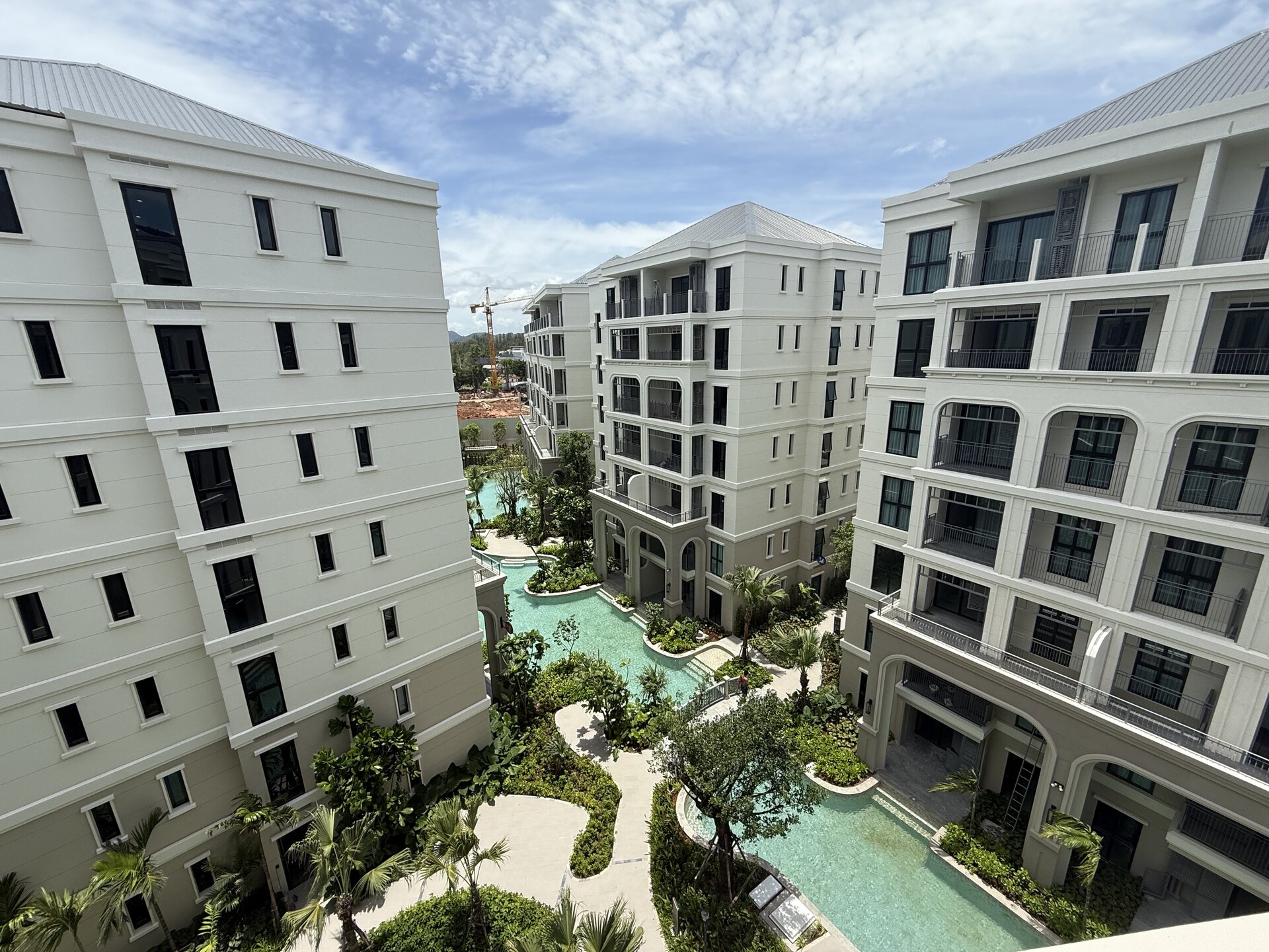 The Title Legendary C604 (ID 592)