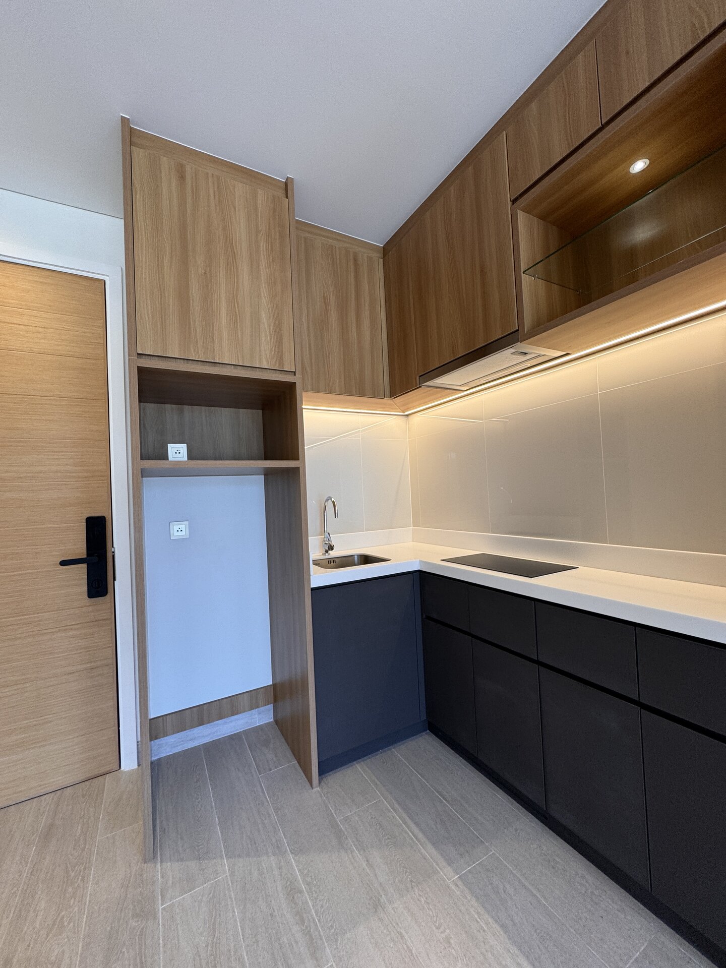 В продаже 2-спальная квартира с видом на озеро в Laguna Lakeside (ID 511)