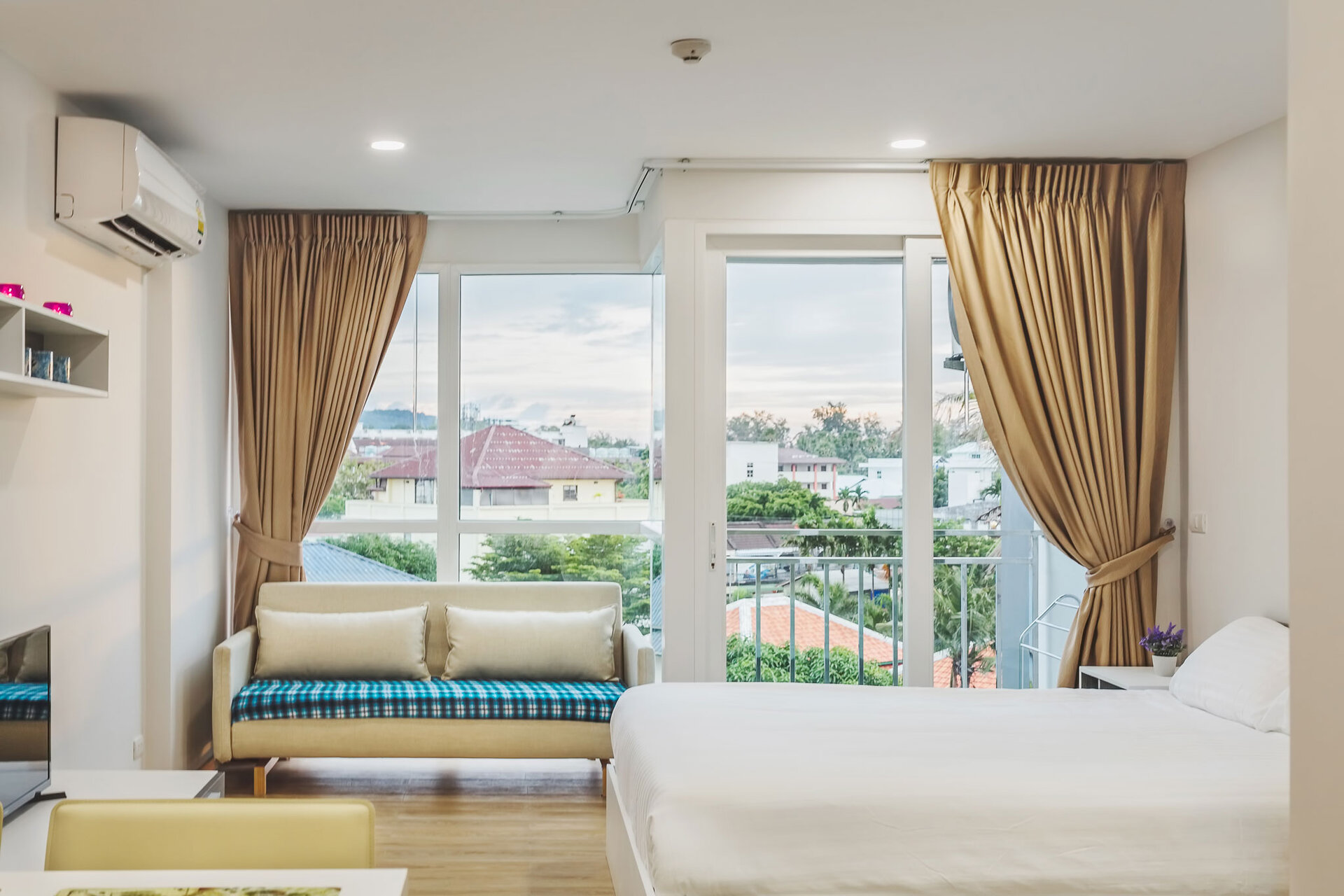 Аренда студии в Ozone Condominium, Ката (ID 238)