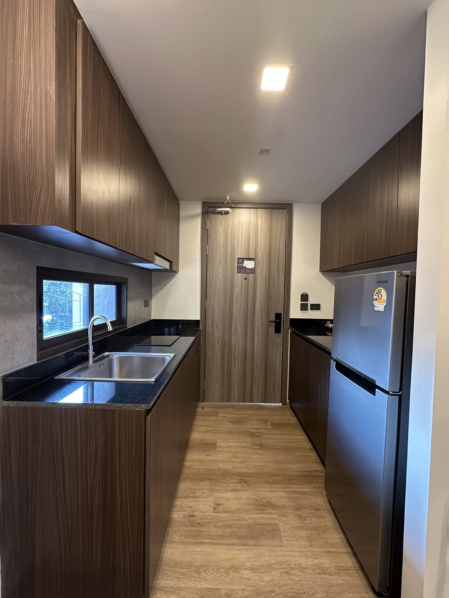 อพาร์ตเมนต์ 1 ห้องนอนเดอะพราวด์หาดกะรนห้อง 213 (ID 182)