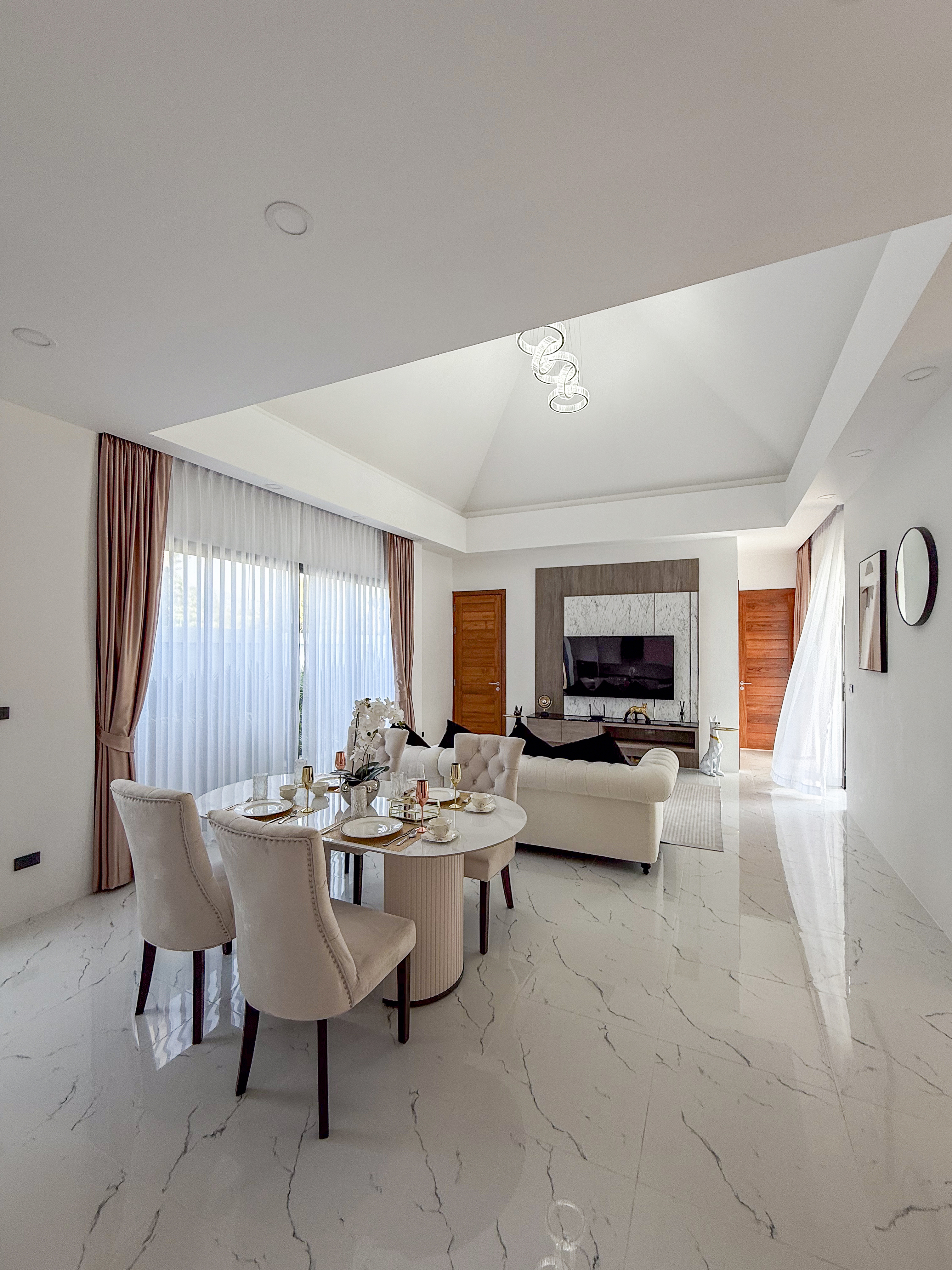 Продажа 3-спальной виллы Villa Nai Harn Residence (ID 523)