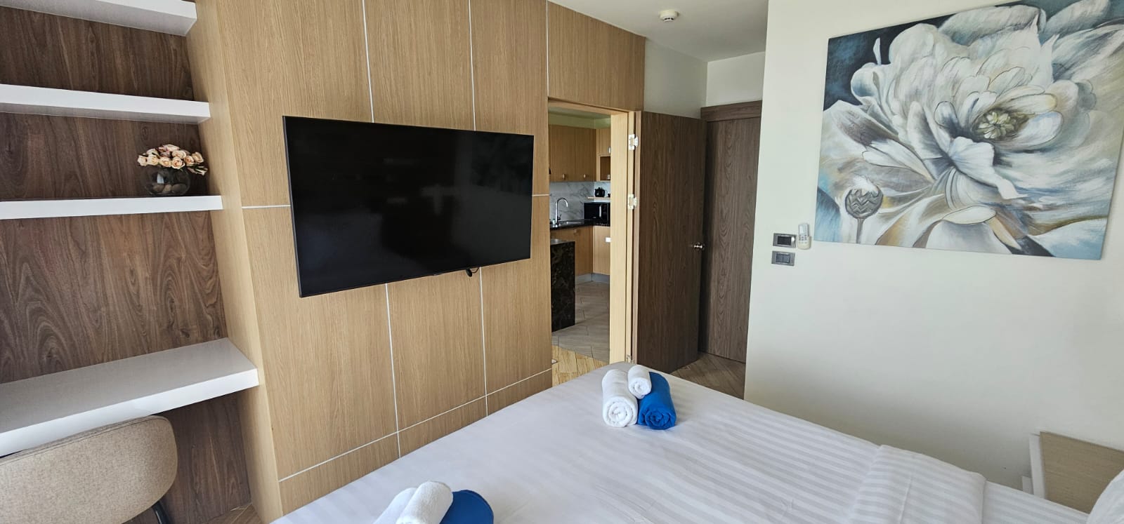 อพาร์ตเมนต์ 1 ห้องนอนวิวทะเล (ID 115)