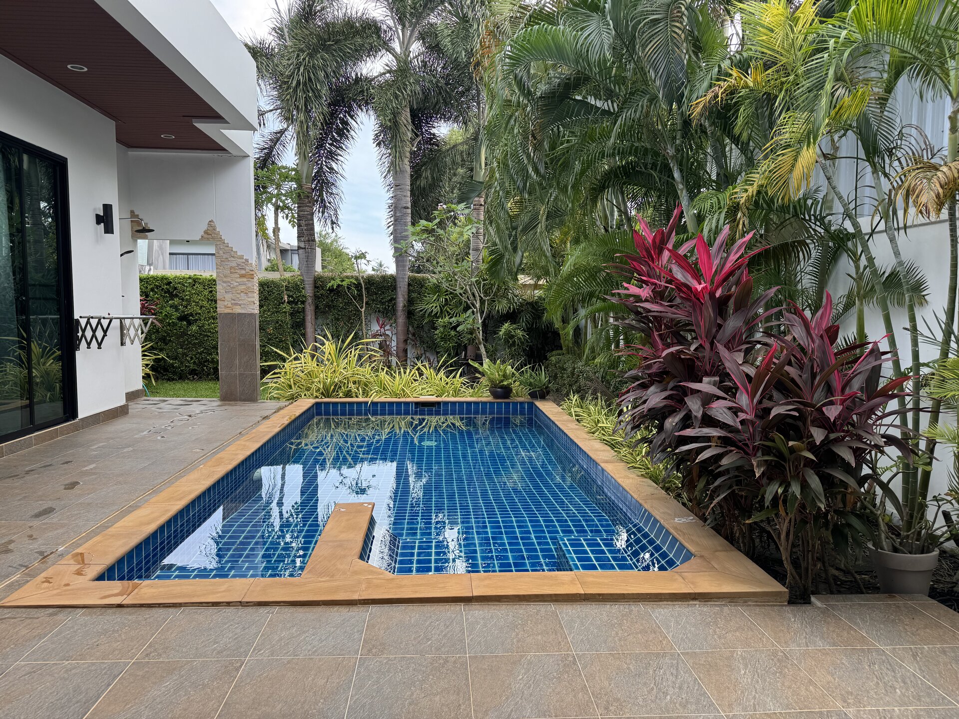 2-Bedroom Pool Villa, Nai Harn (ID 157)