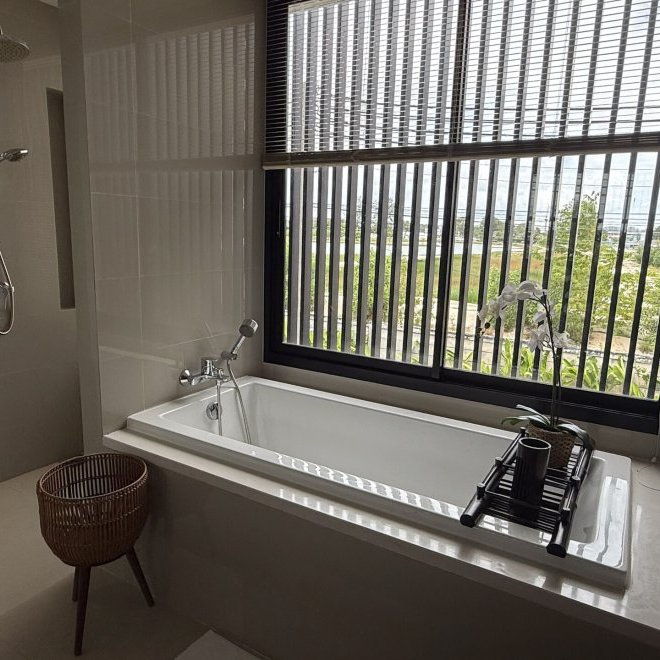 ลากูน่าพาร์ค (ID 600)