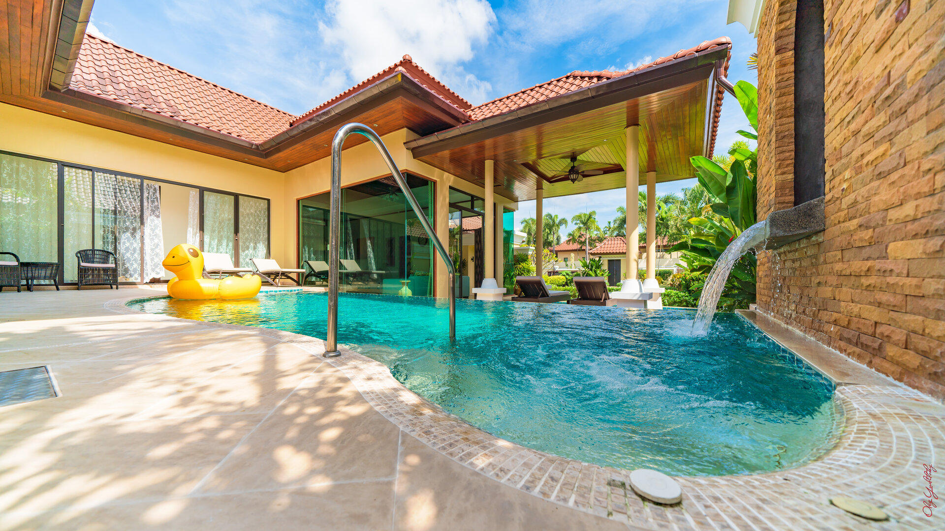 Аренда — роскошная вилла с 3+1 спальнями рядом с пляжем БангТао (ID 288)