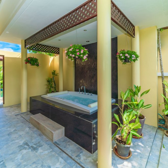 Аренда — роскошная вилла с 3+1 спальнями рядом с пляжем БангТао (ID 288)