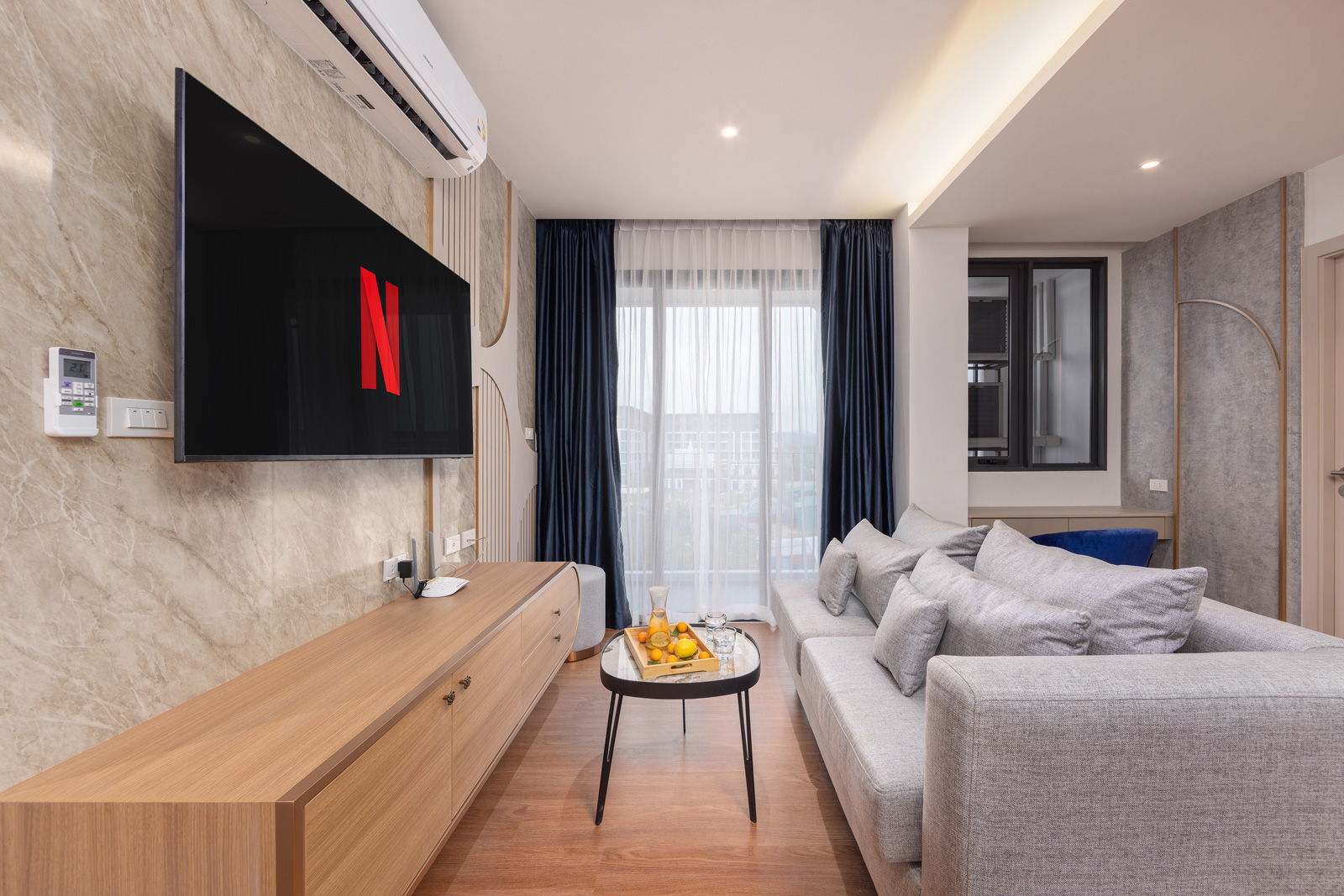 Bellevue Lagoon unit 414 (ID 701)