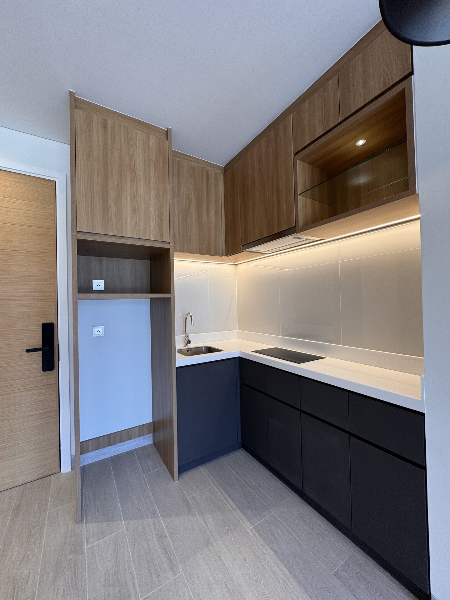 В продаже 2-спальная квартира с видом на озеро в Laguna Lakeside (ID 511)