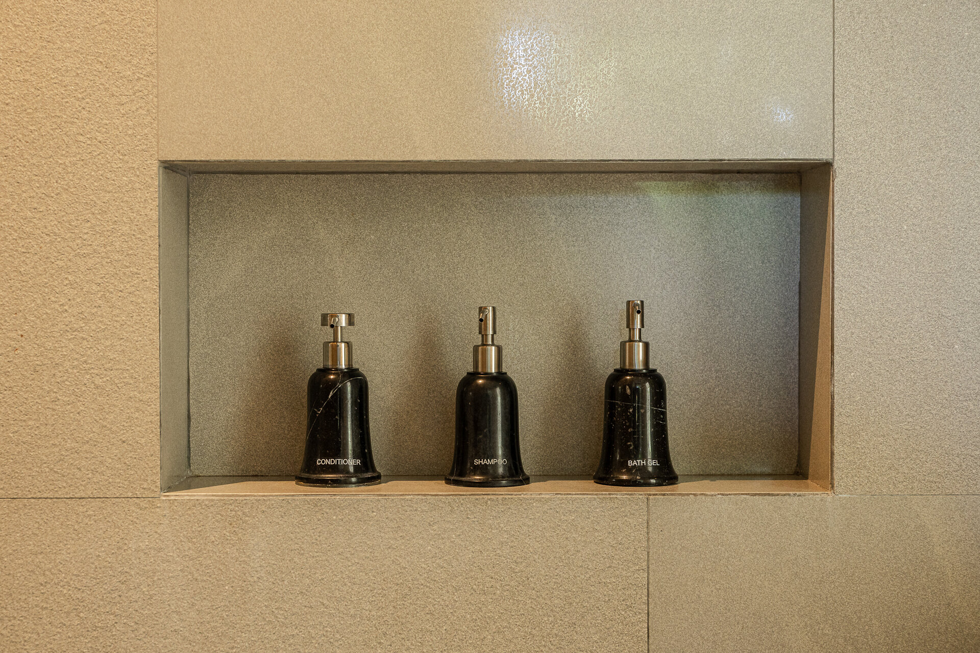 Trichada Tropical (ID 686)