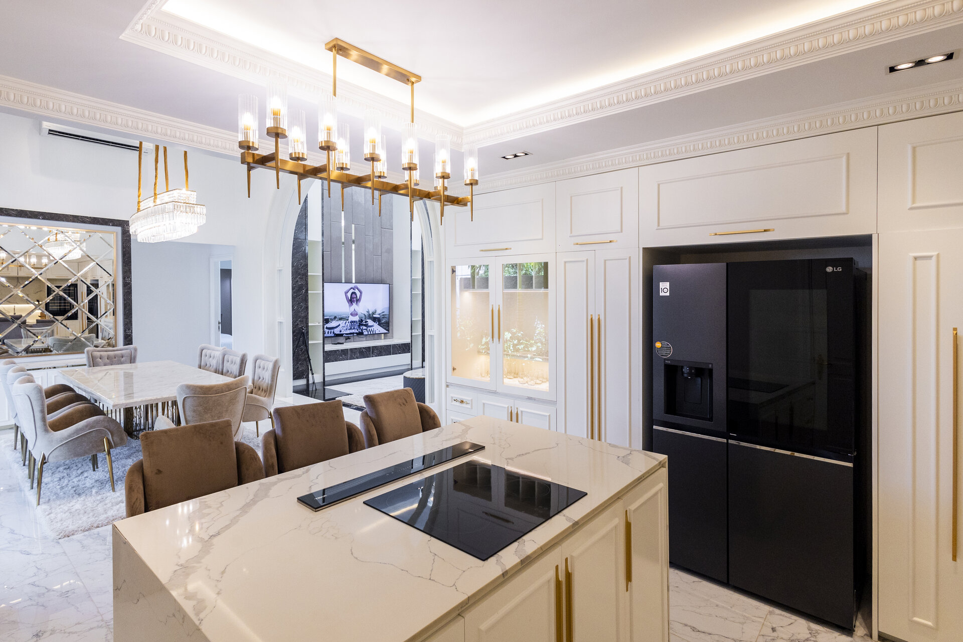 Gold Charoit (ID 554)