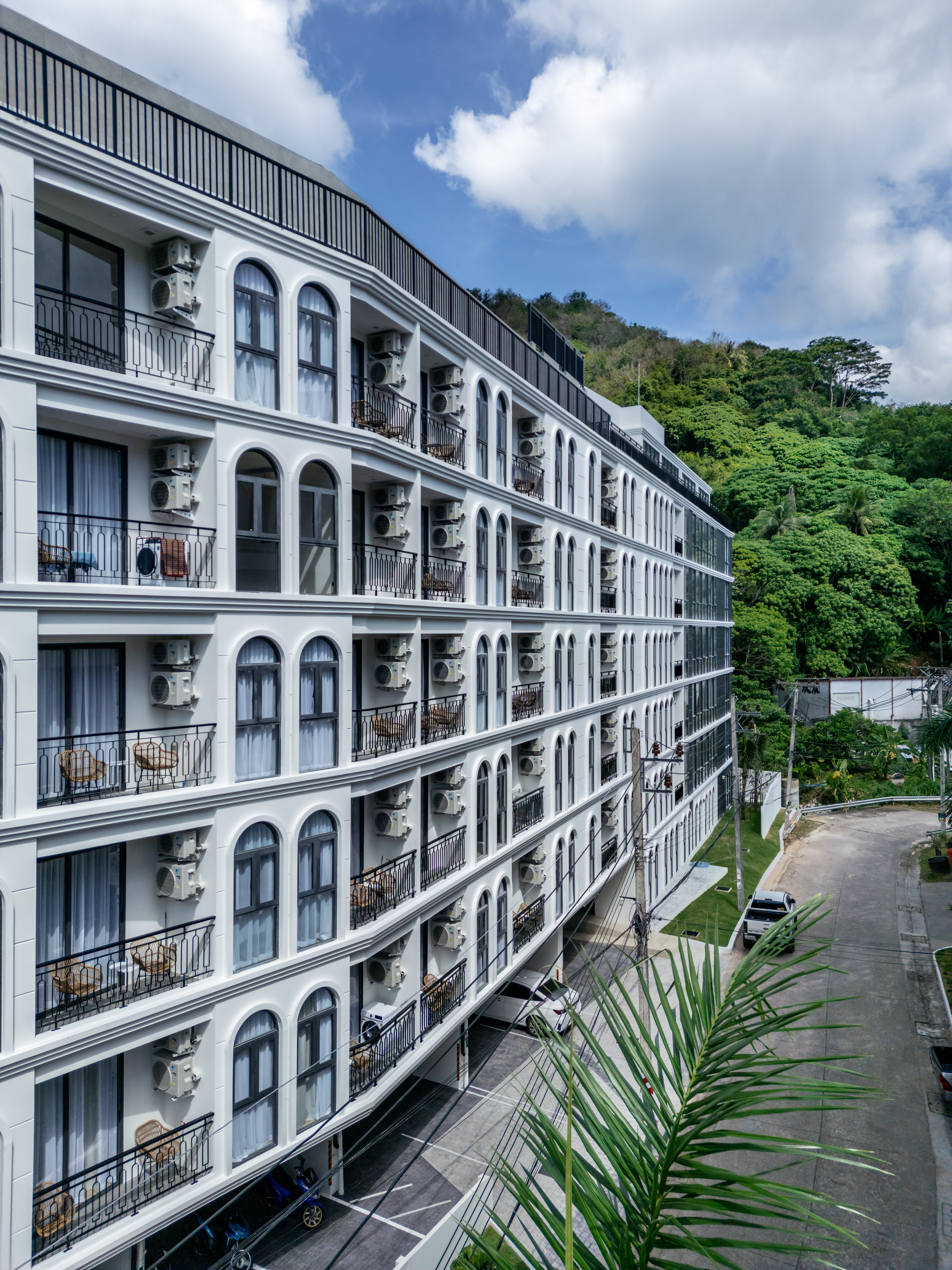 Продается 1-спальная квартира в Palmetto Park Hotel & Residence (ID 399)
