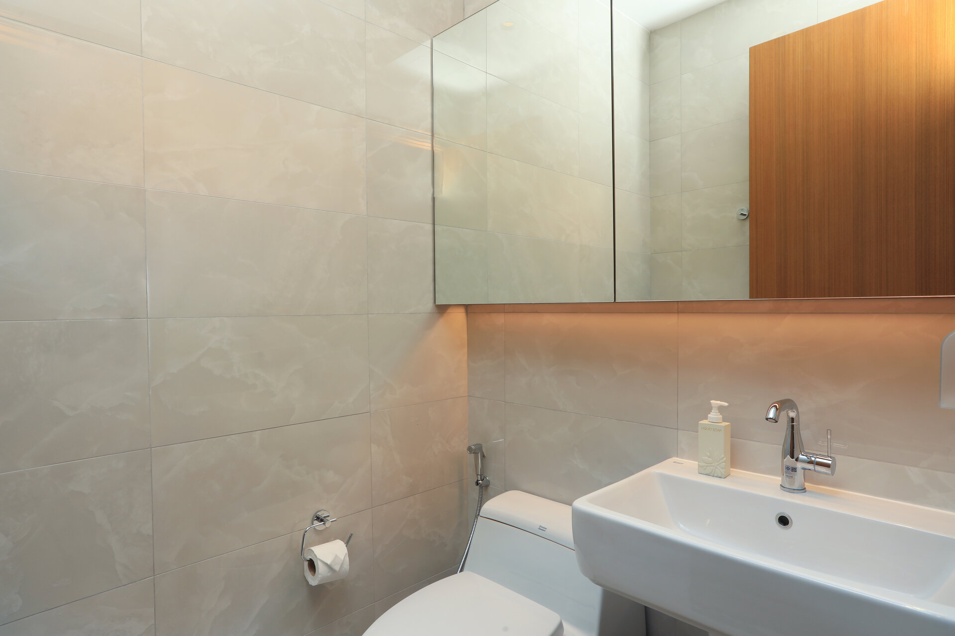 2 bedroom apartment for sale in Angsana Beachfront (ID 492)