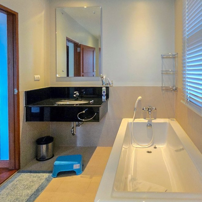 วิลล่าปรับปรุงใหม่ในลากูน่า (ID 623)