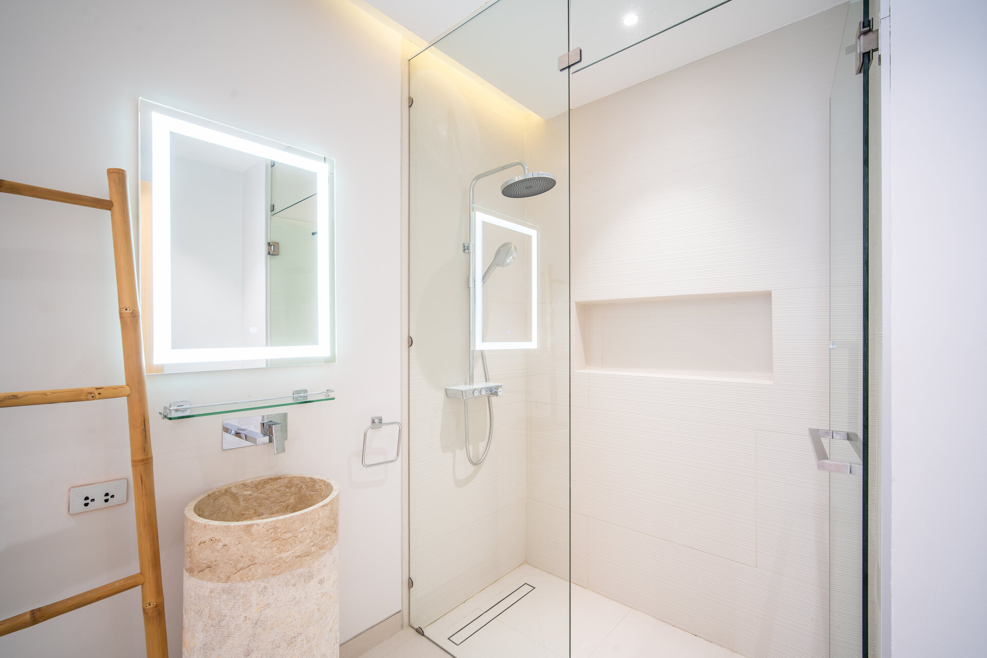 ลักซ์ไพรด์เฟส 3 (ID 576)