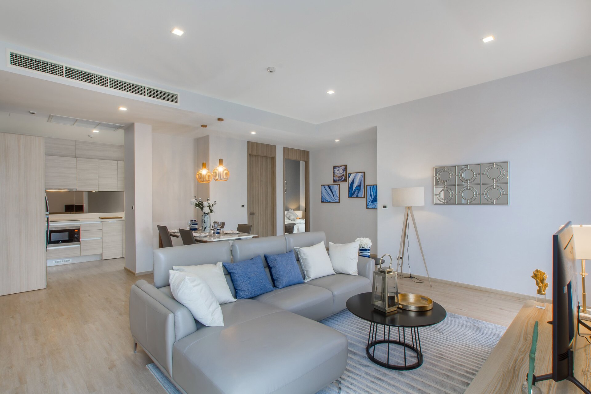 อพาร์ทเมนท์ 2 ห้องนอนในบ้านไม้ขาว (ID 134)