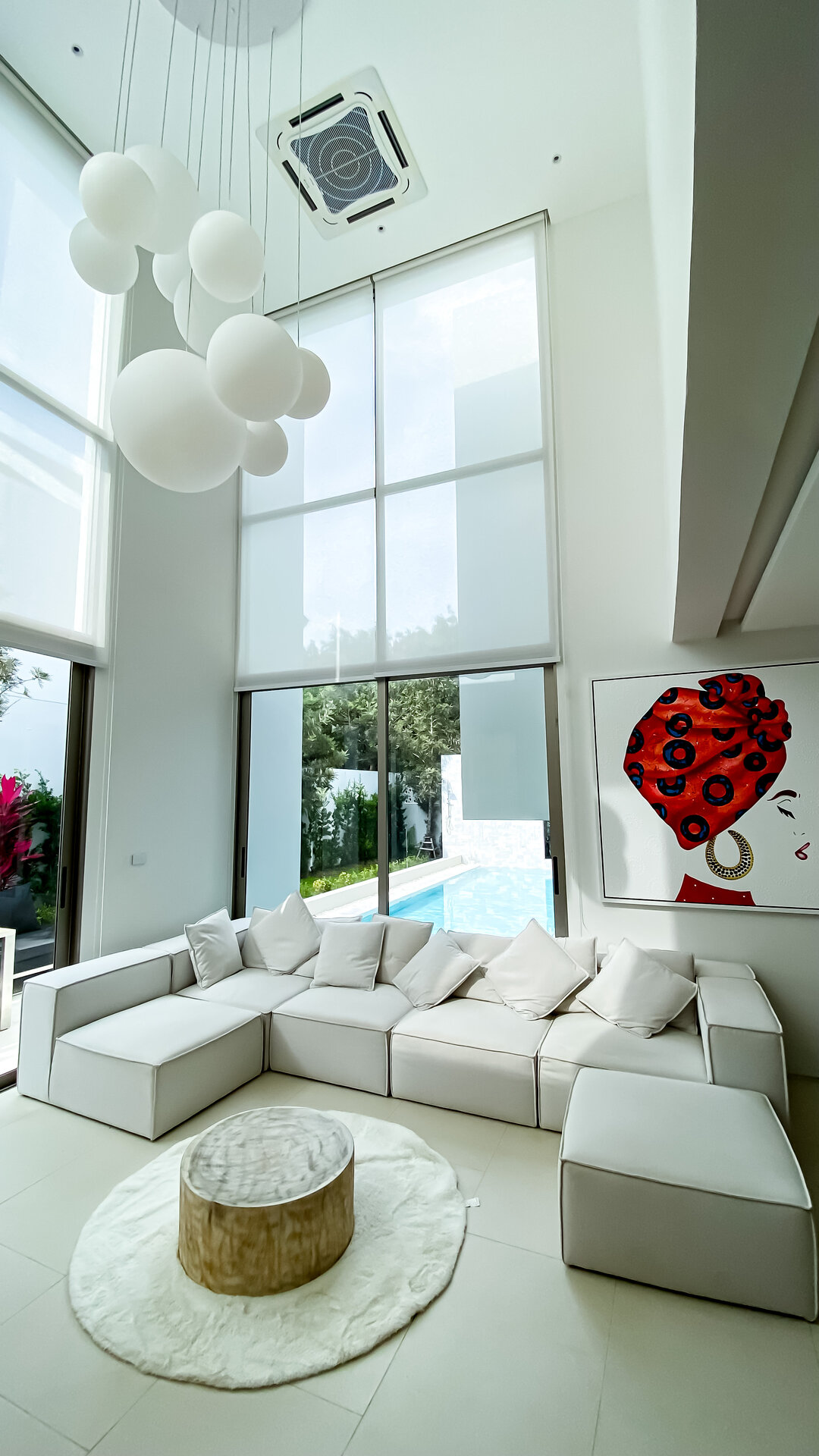 เข้ายึดคฤหาสน์ LuxPride 3 (ID 568)