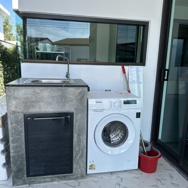 The 8 pool villa (ID 566)