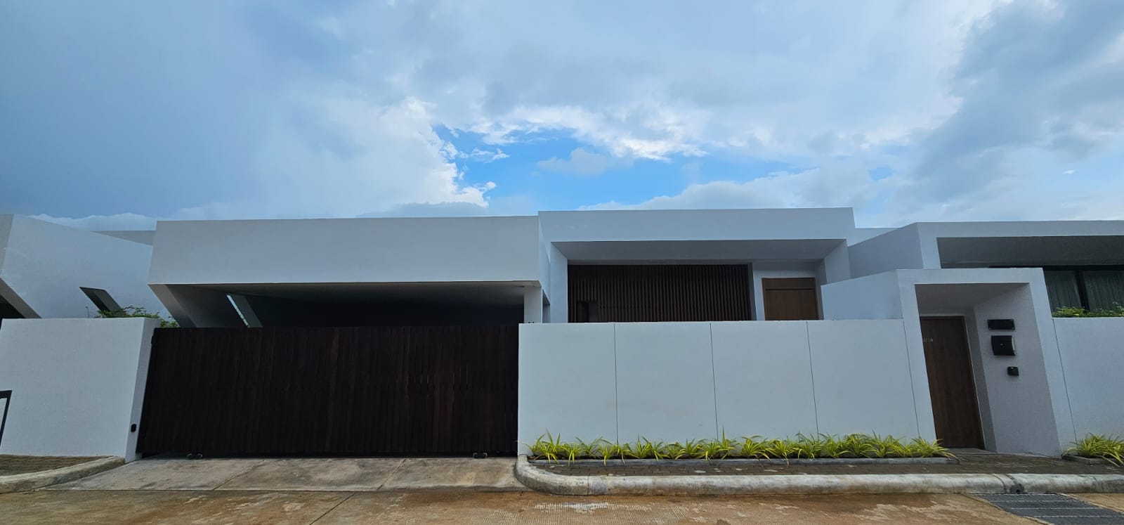 Аренда виллы с 4 спальнями в Clover Residence (ID 280)