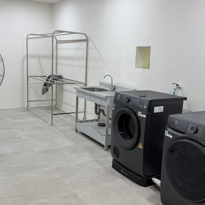 เลคฟร้อนท์วิลล่าบ้านมานิค-5 ห้องนอน (ID 155)