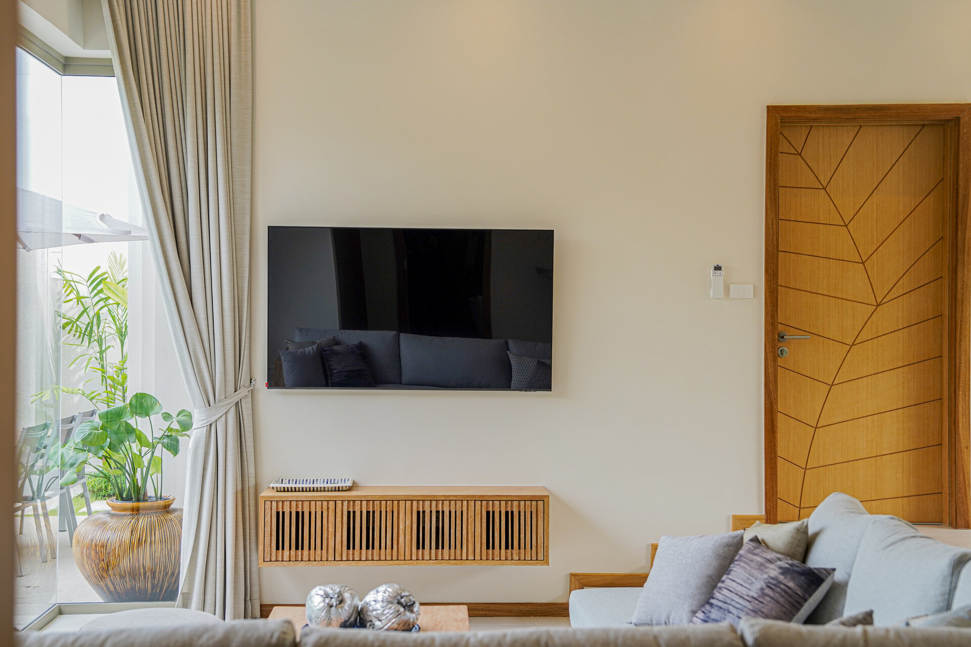 ตรีชาดาอาซัวร์ (ID 688)