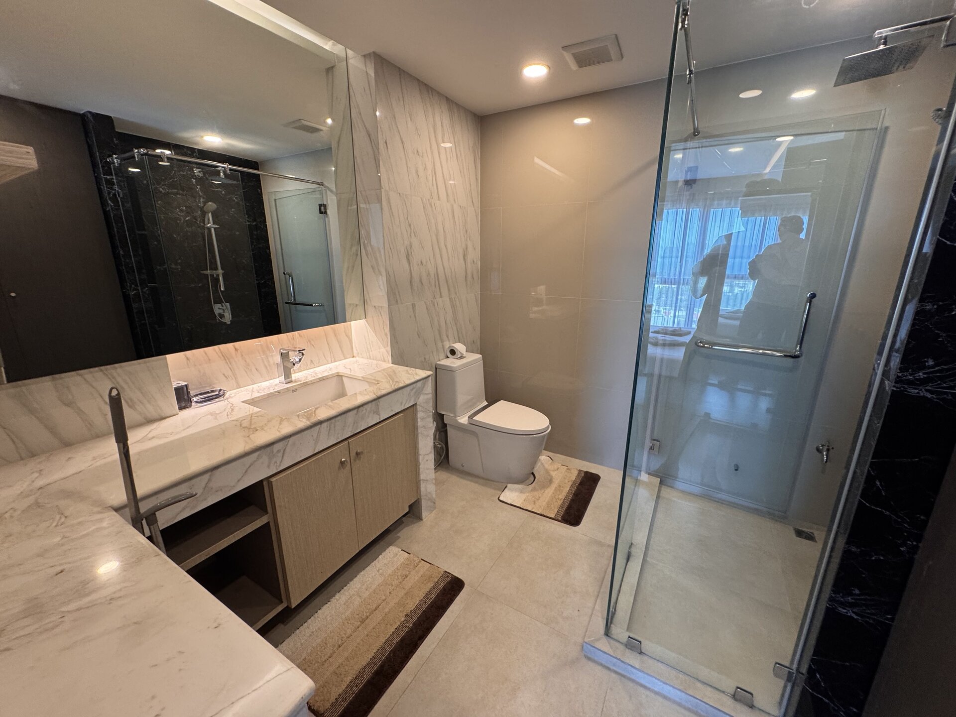 The Mida Panora F301 (ID 604)