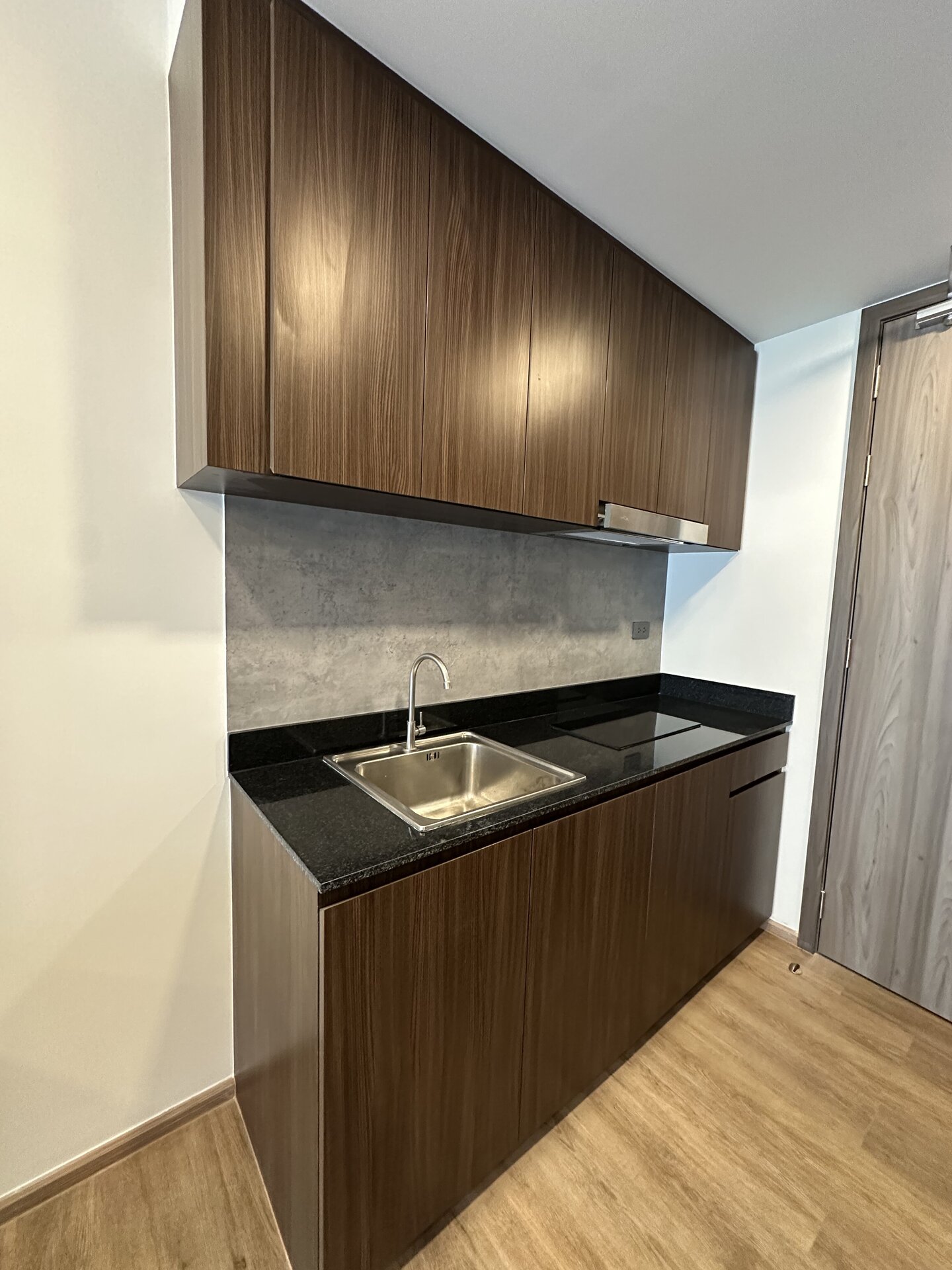 1 ห้องนอนของอพาร์ทเม้นภูมิใจ Karon ชายหาดหน่วย 406 (ID 186)