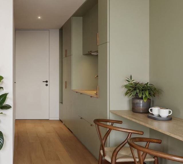 工作室销售势头 (ID 353)