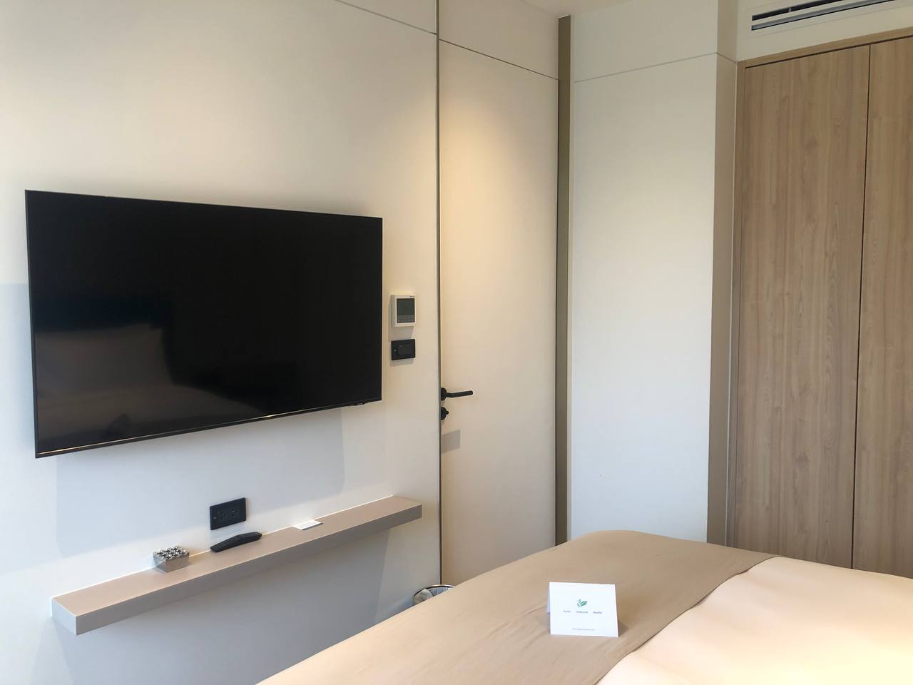 拉扬绿色公园第一期一居室公寓 (ID 144)