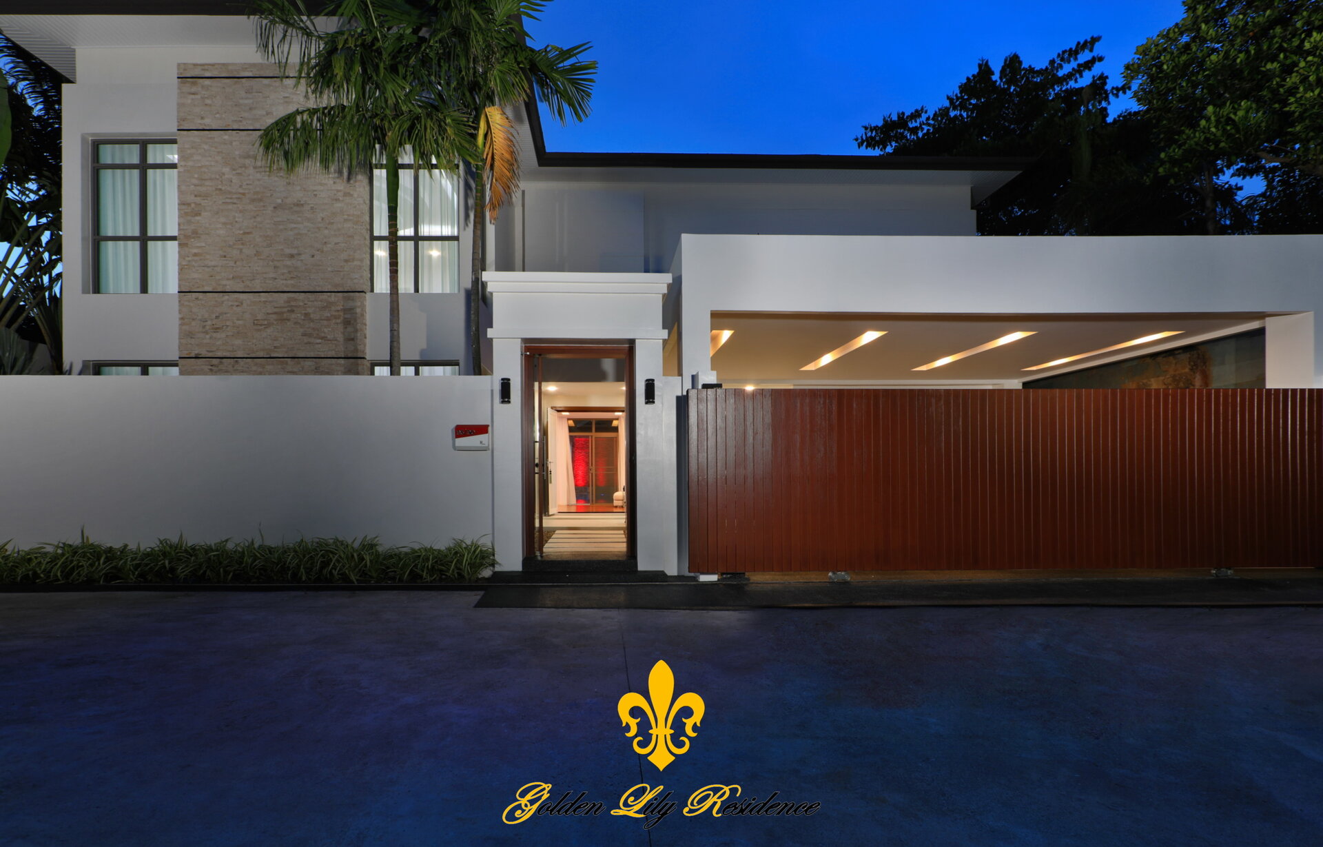 Golden Lily 4 Bedroom Private Pool Villa (ID 698)