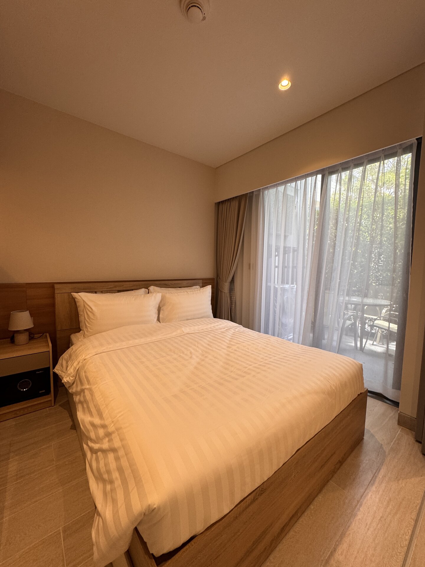 В продаже 1-спальная квартира с террасой в Laguna Lakeside (ID 506)
