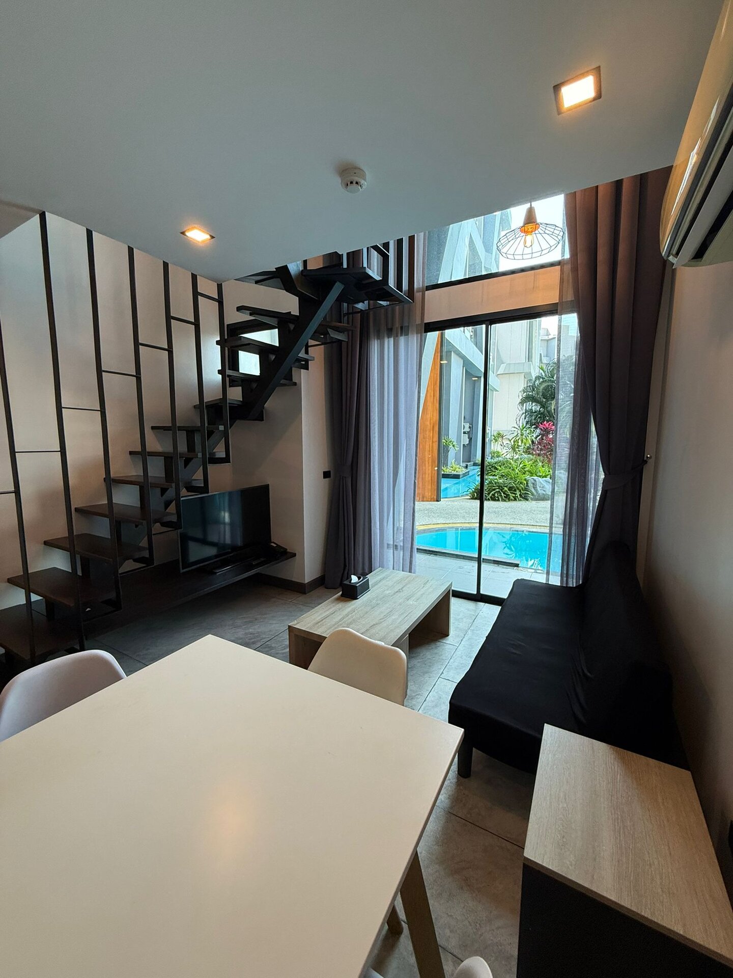 UTOPIA LOFT (ID 616)