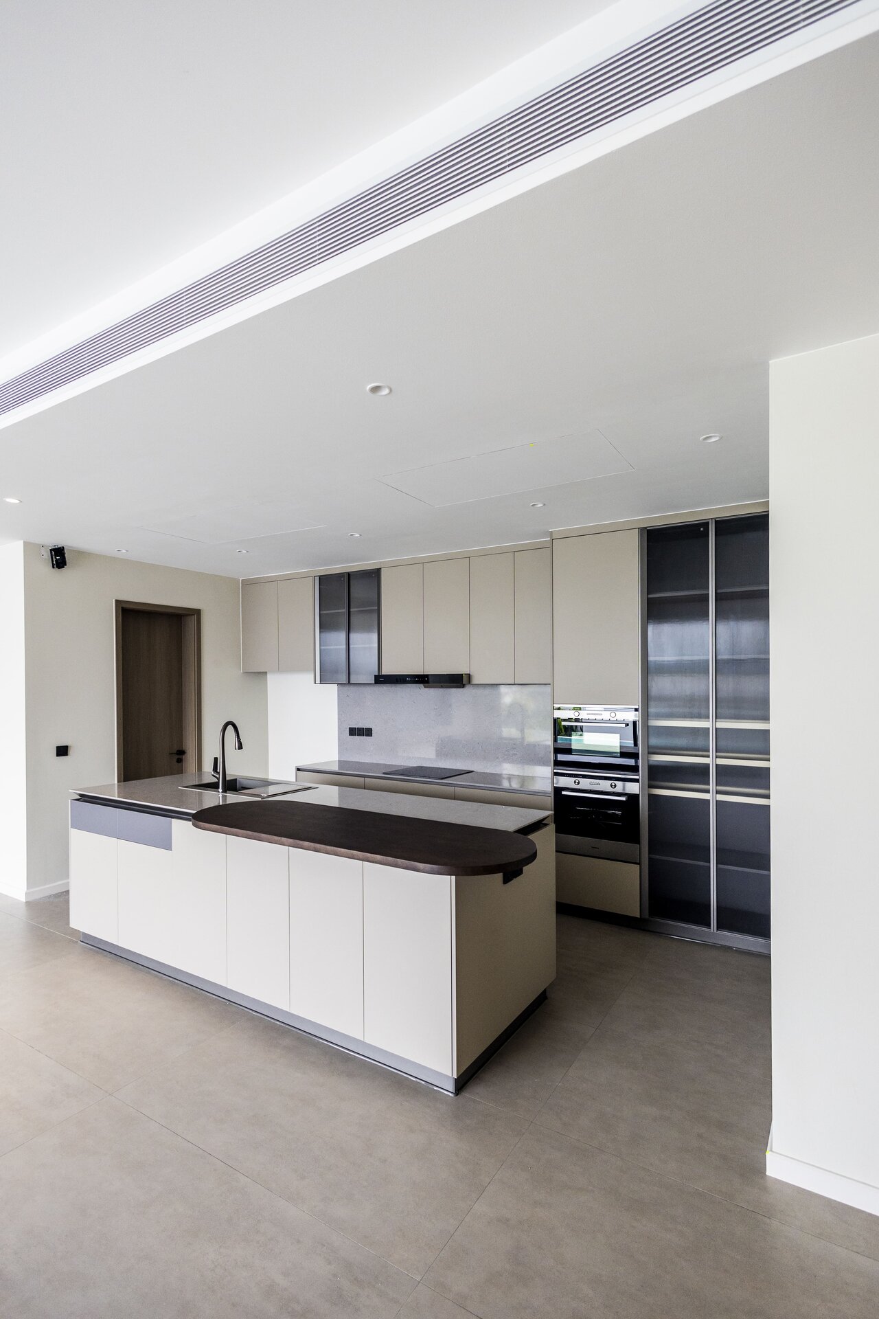 วิลล่า 3 ห้องนอนในโคลเวอร์เรสซิเดนซ์ (ID 159)