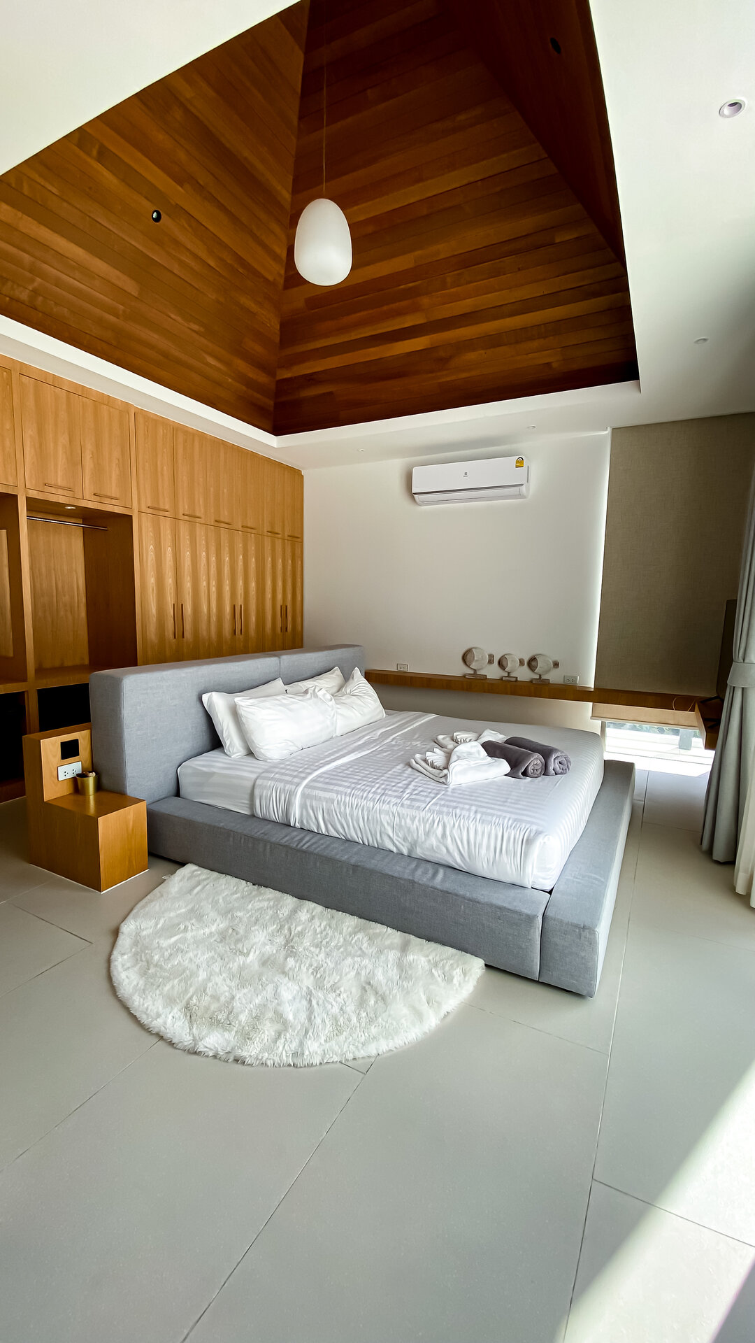 เข้ายึดคฤหาสน์ LuxPride 3 (ID 568)