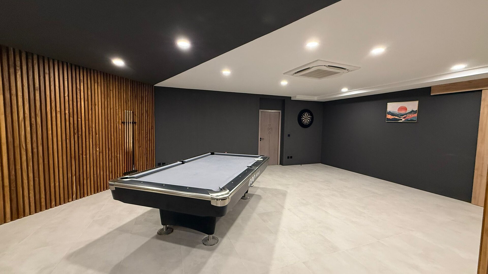 เลคฟร้อนท์วิลล่าบ้านมานิค-5 ห้องนอน (ID 155)