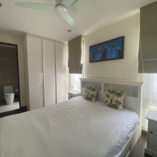 4 bedroom townhouse with swimming pool in Laguna Park (ID 49)