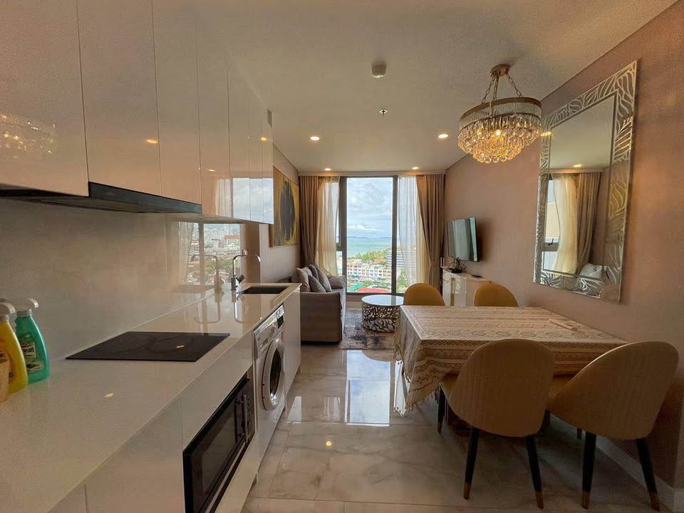 Copacabana Condo (ID 677)